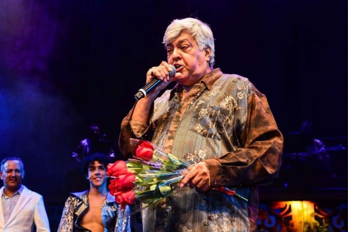 Sidney Magal tem mal-estar em meio a show em São Paulo
