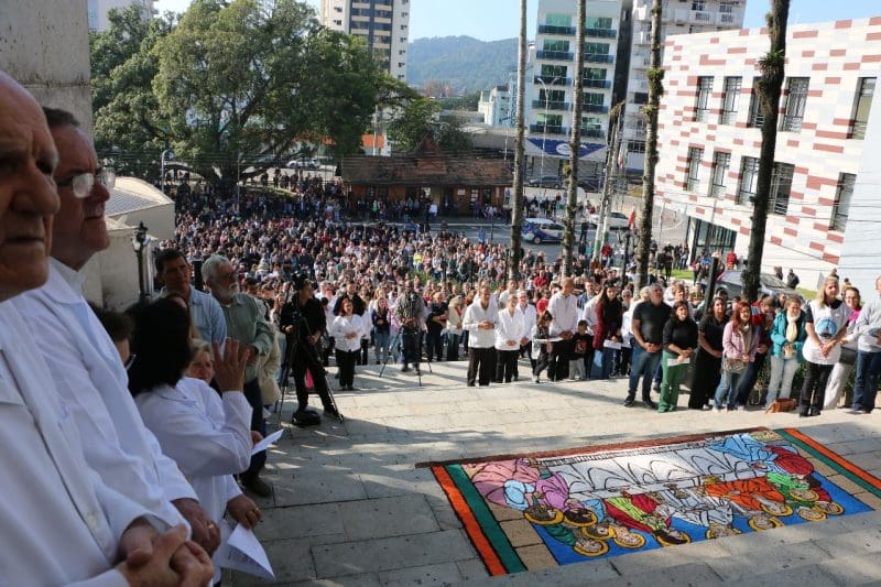 Paróquia São Luís Gonzaga de Brusque celebra Corpus Christi nesta quinta-feira