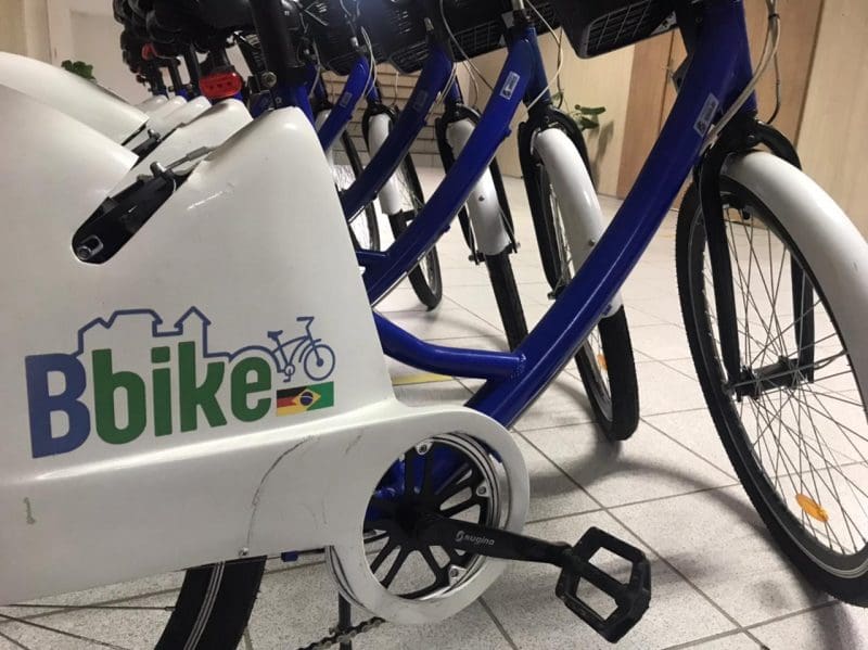 Brusque: Adote uma Bicicleta faz empréstimo de bike para servidores
