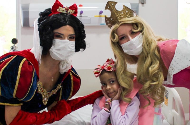 Paciente internada há 121 dias recebe alta de hospital em Blumenau