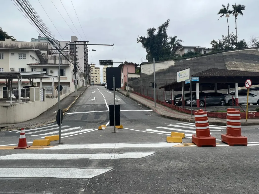 Confira os resultados das mudanças no trânsito da Rua Hercílio Luz