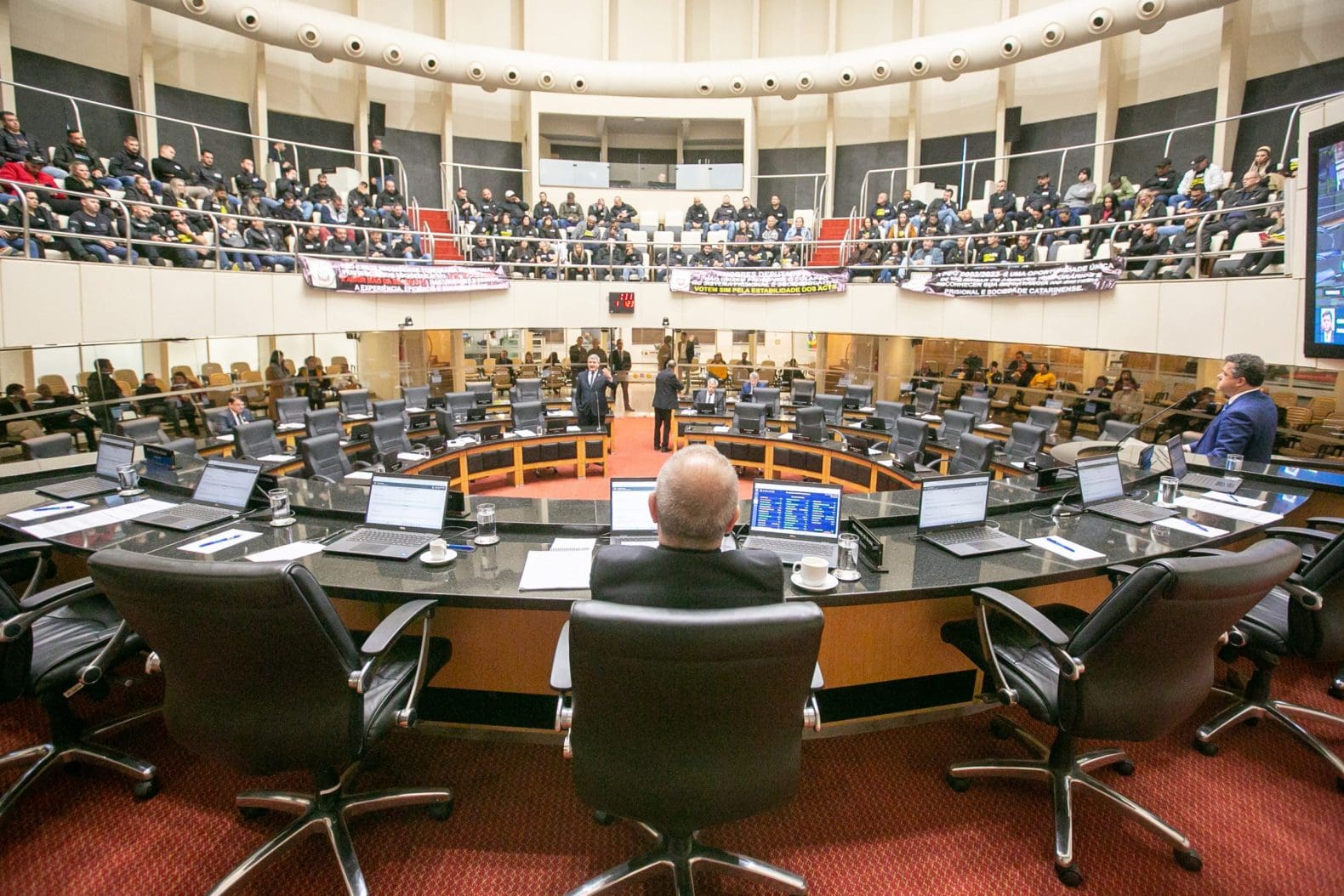 Derrubada de veto acende luz amarela no governo, por Marcelo Lula