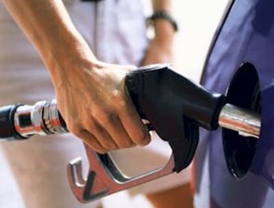 Governo mantém imposto de 12% sobre exportação de petróleo