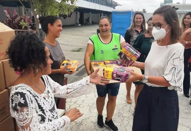 SUS distribui 500 milhões de absorventes e amplia acesso gratuito