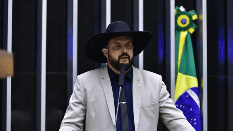 Zé Trovão aciona TSE contra reajuste do Bolsa Família