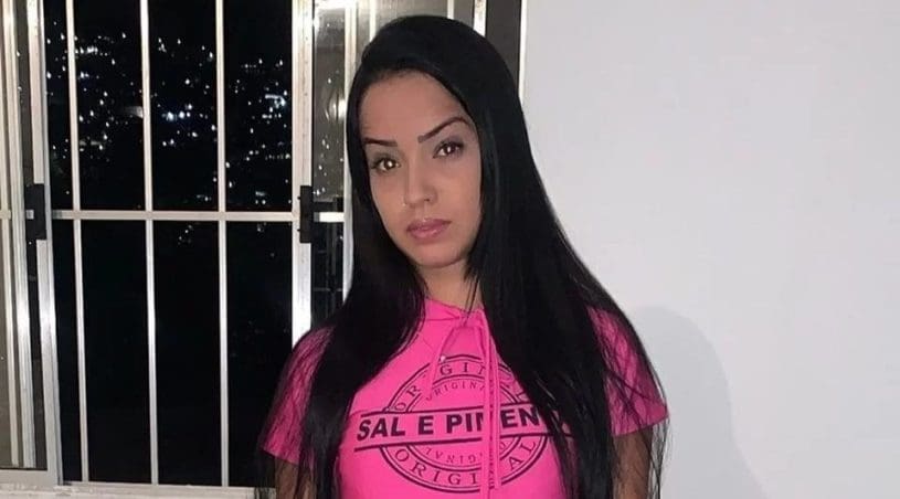 Influencer diz ter recebido R$ 10 mil por foto de pés sujos