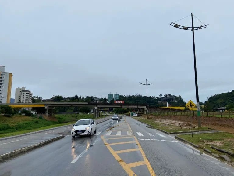 Brusque: trânsito na Avenida Bepe Roza sofre alterações nesta quinta