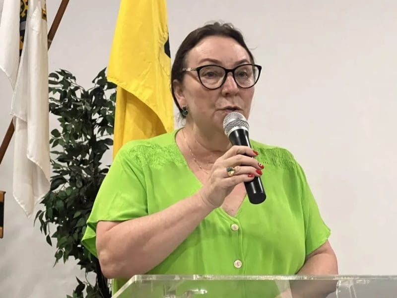 Professora Eliani, secretária de educação de Brusque, pede demissão