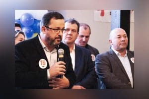 Molina e Osvaldo Quirino são lançados pré-candidatos à Prefeitura de Brusque
