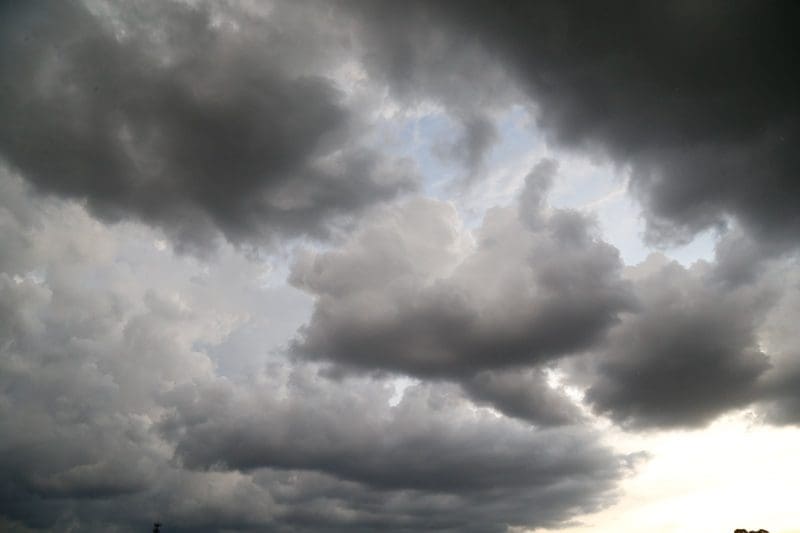 Brusque: Defesa Civil alerta para temporais isolados e chuva intensa