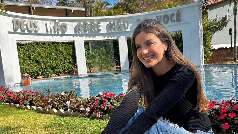 Biah Rodrigues aparece em retiro espiritual após revelar traição de Sorocaba