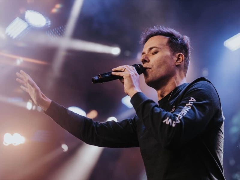 Pastor André Valadão instiga evangélicos contra pessoas LGBTQ+