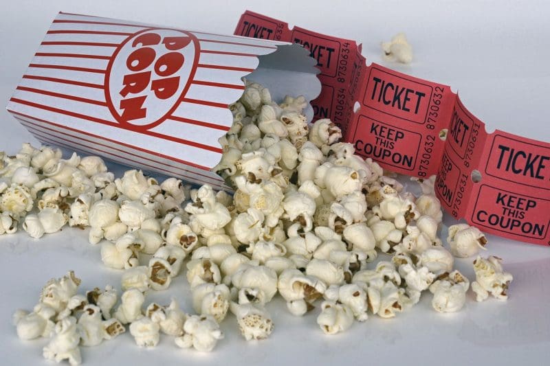 Cinemas não podem barrar clientes com comida e bebida de outros locais