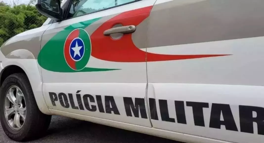 PM de Brusque apreende arma de fogo durante abordagem