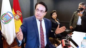 Candidato à presidência do Equador é assassinado a tiros em Quito