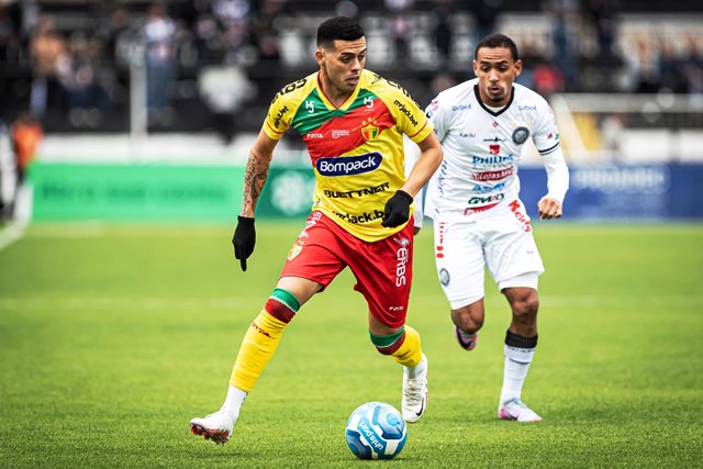 Brusque perde no Paraná e conhece adversários na segunda fase da série C