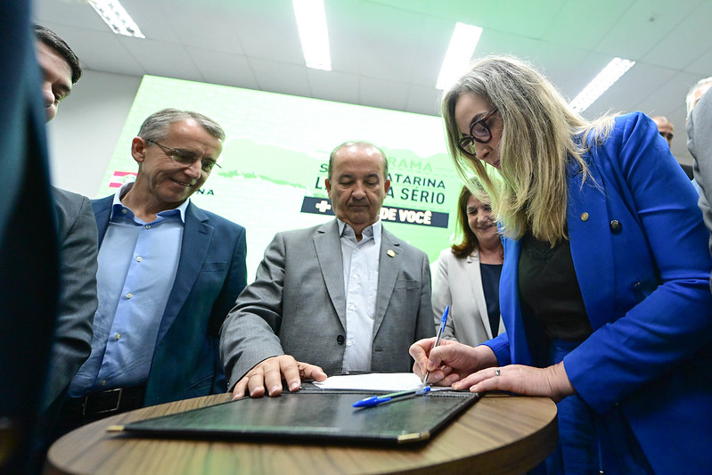 O projeto do PL e os movimentos na capital de Santa Catarina