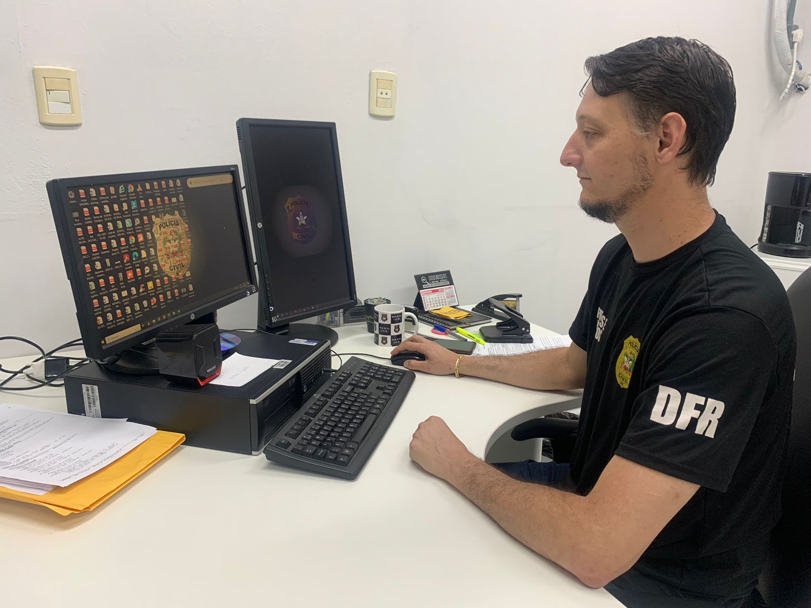 Foragido que invadiu faculdade é de alta periculosidade, diz polícia