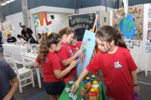 Apae de Brusque realiza 3ª Mostra de Trabalhos