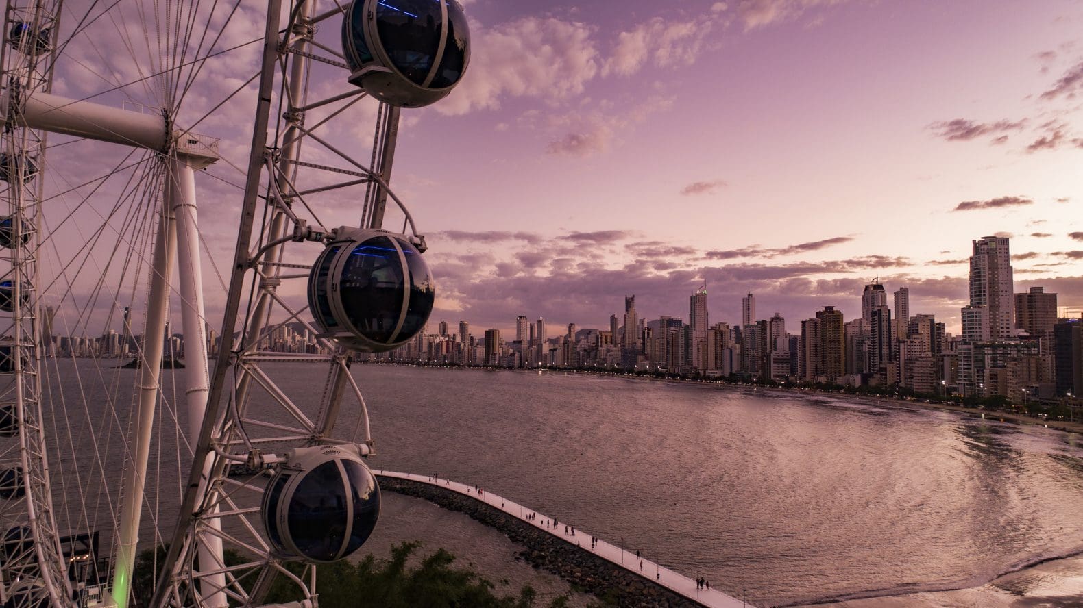 Partiu? Saiba quem ganhou ingressos para a roda gigante de BC