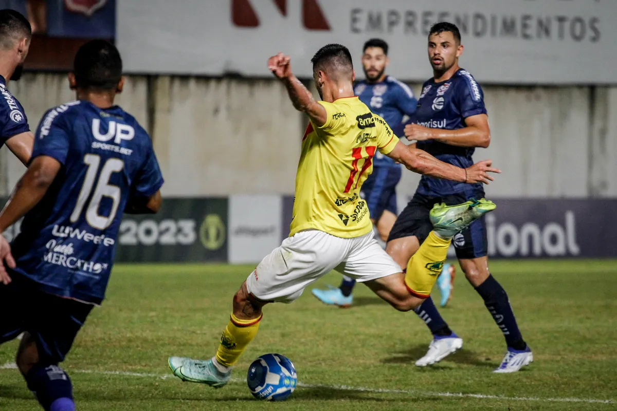 Brusque estreia na segunda fase da Série C em Porto Alegre