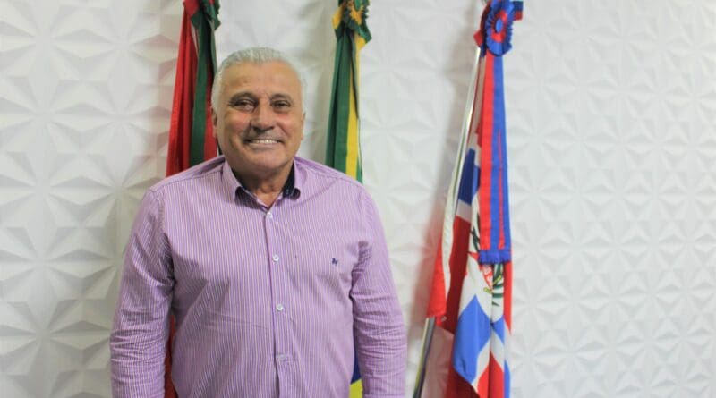 Vice-prefeito de São João Batista é absolvido em processo de cassação