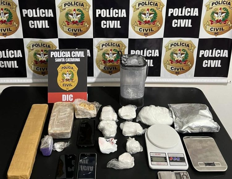 Polícia prende traficantes que atuavam com entrega de drogas