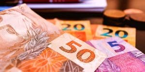 Salário mínimo passa para R$ 1.518 a partir desta semana