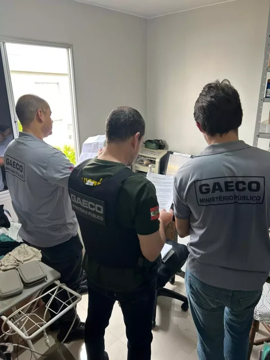 Gaeco deflagra operação contra fraudes em licitações em SC e DF