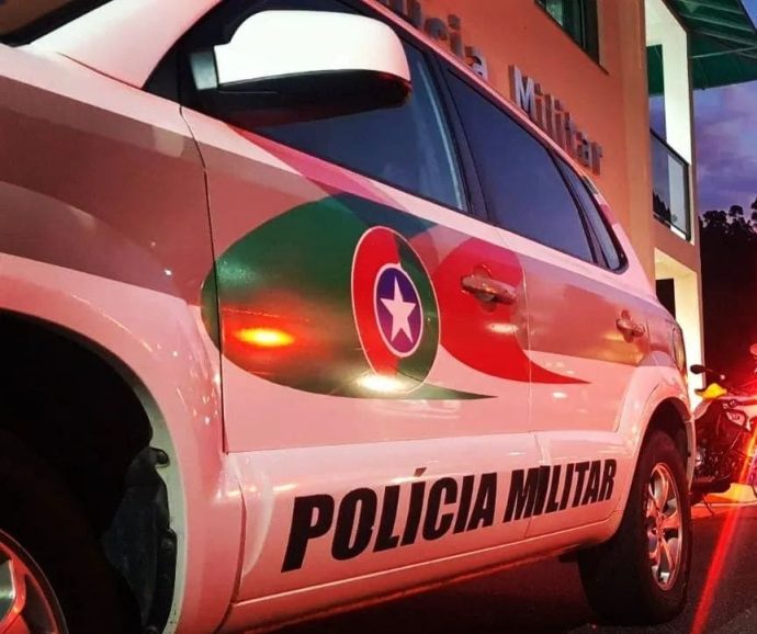 Dois homens assaltam morador no Maluche em Brusque