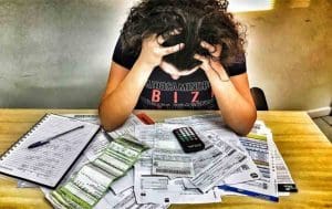 Endividamento de famílias brasileiras se manteve em 77,4% em setembro