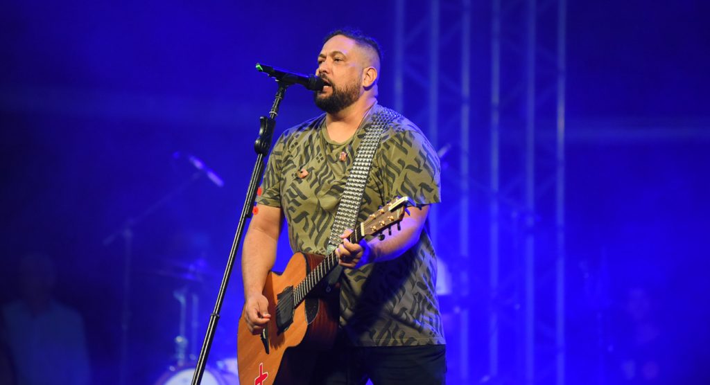 Cantor gospel Fernandinho fará show gratuito em Timbó neste sábado
