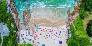 Turistas gastam mais e setor hoteleiro tem alta na temporada de verão