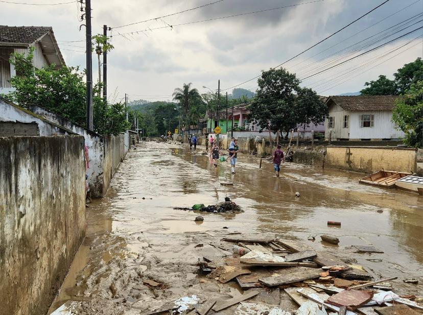 34 pessoas estão desabrigadas em Brusque