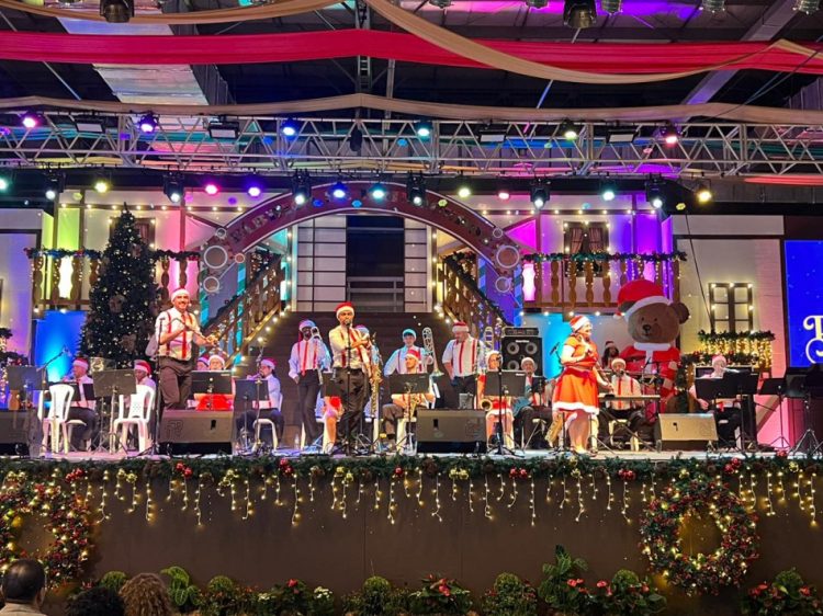 Banda Noel faz última apresentação do ano na Vila Germânica