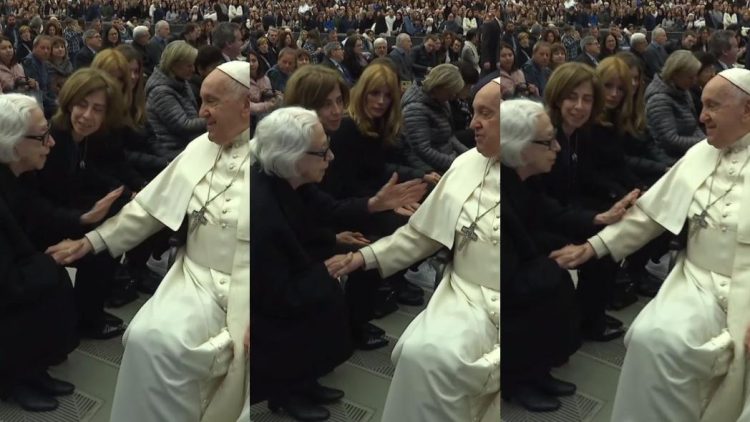 Fernanda Montenegro e Fernanda Torres recebem benção do Papa