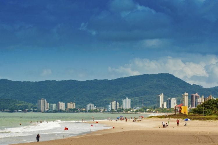 Estação Verão: como SC se prepara para a temporada 2023/2024