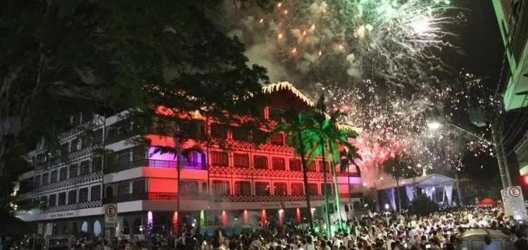 Vídeo: Thaeme e Thiago convidam para Réveillon em Blumenau