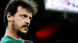 Jornal espanhol elege Fernando Diniz entre os melhores técnicos em 2023
