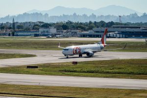 Empresas aéreas terão mais de 100 voos extras para SC durante o Carnaval