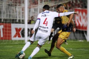 Brusque perde a primeira no Catarinense e tira o Nação da lanterna