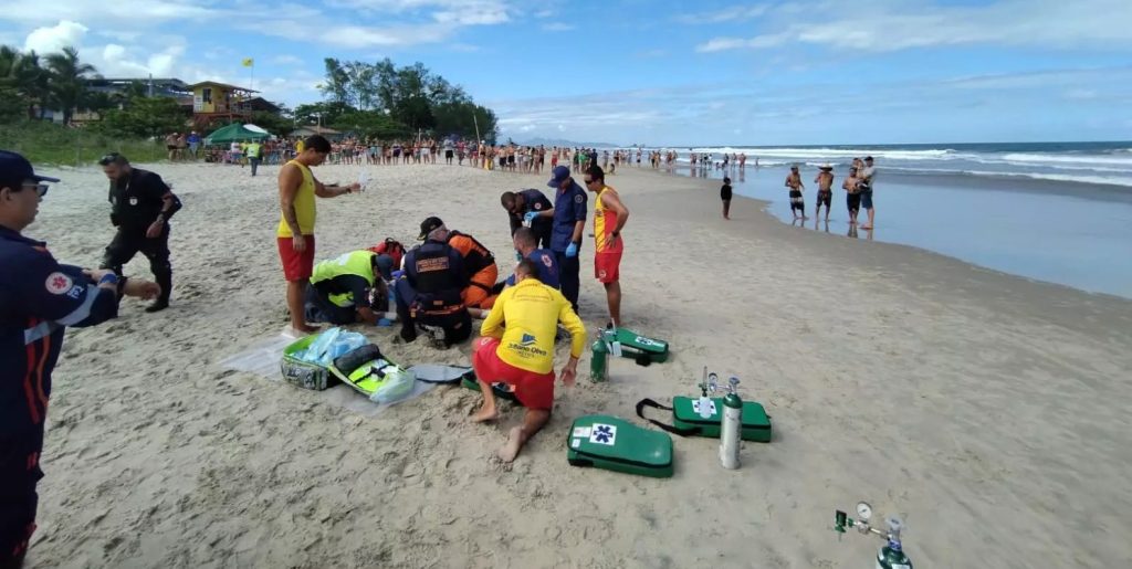 Homem de 56 anos morre afogado em praia de Santa Catarina