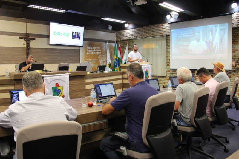 Câmara de Brusque aprova novo programa de incentivo ao esporte
