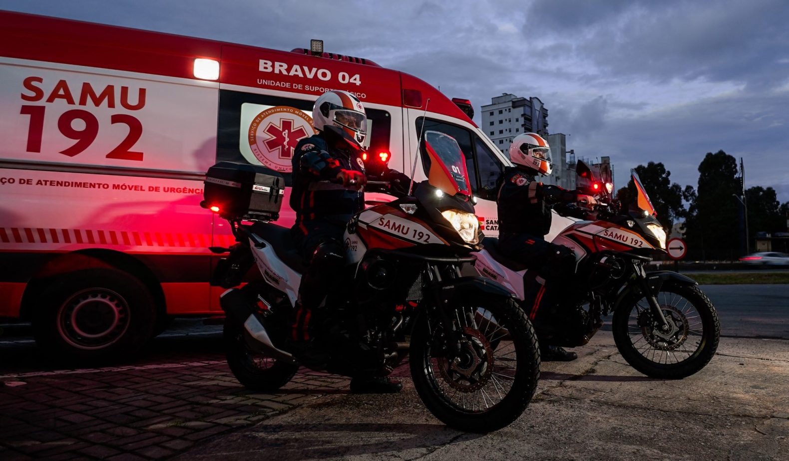 Motolâncias reforçam atendimento de emergência no litoral