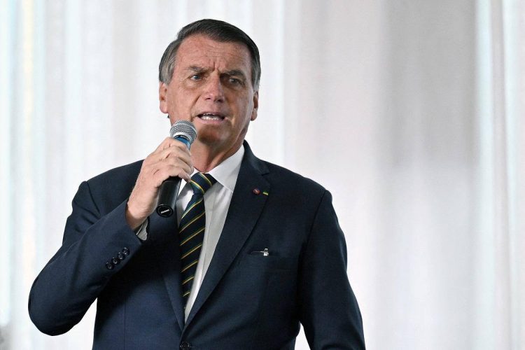 Da ascensão ao colapso, como Bolsonaro saiu do topo do poder para a prisão