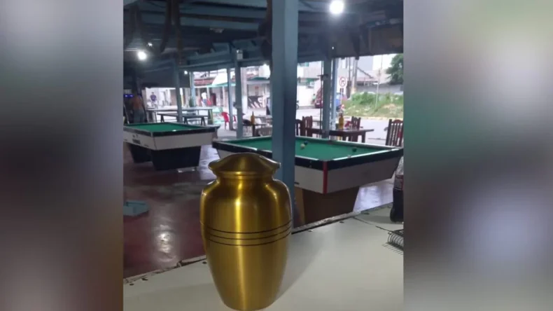 Urna mortuária resgatada em bar de Itapema é devolvida: “foi engano”
