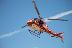 Motociclista morre após colidir contra poste em SC