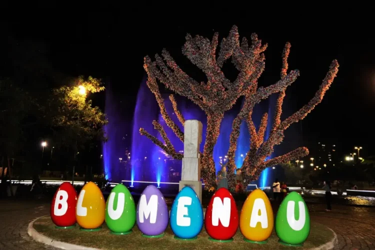 Galeria: veja como ficou a decoração da Páscoa em Blumenau