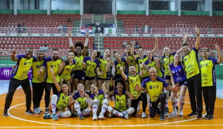 Abel Moda Vôlei impõe 1ª derrota do Mackenzie e decide a semi em casa