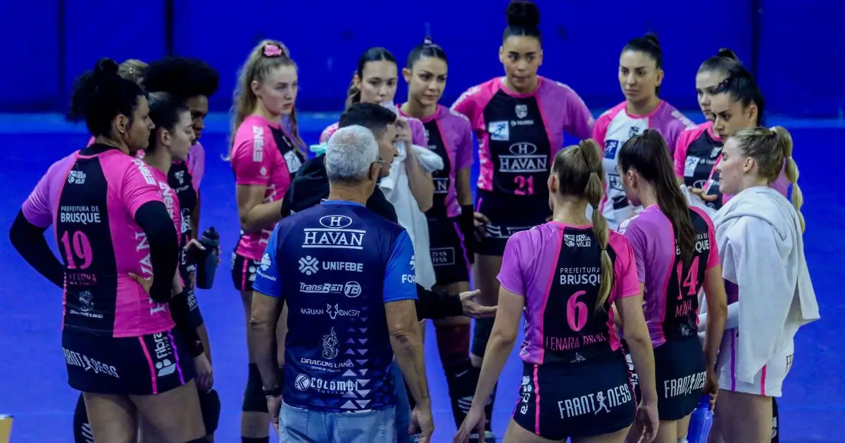 Abel Moda Vôlei recebe o Recife pela semi da Superliga B em Brusque